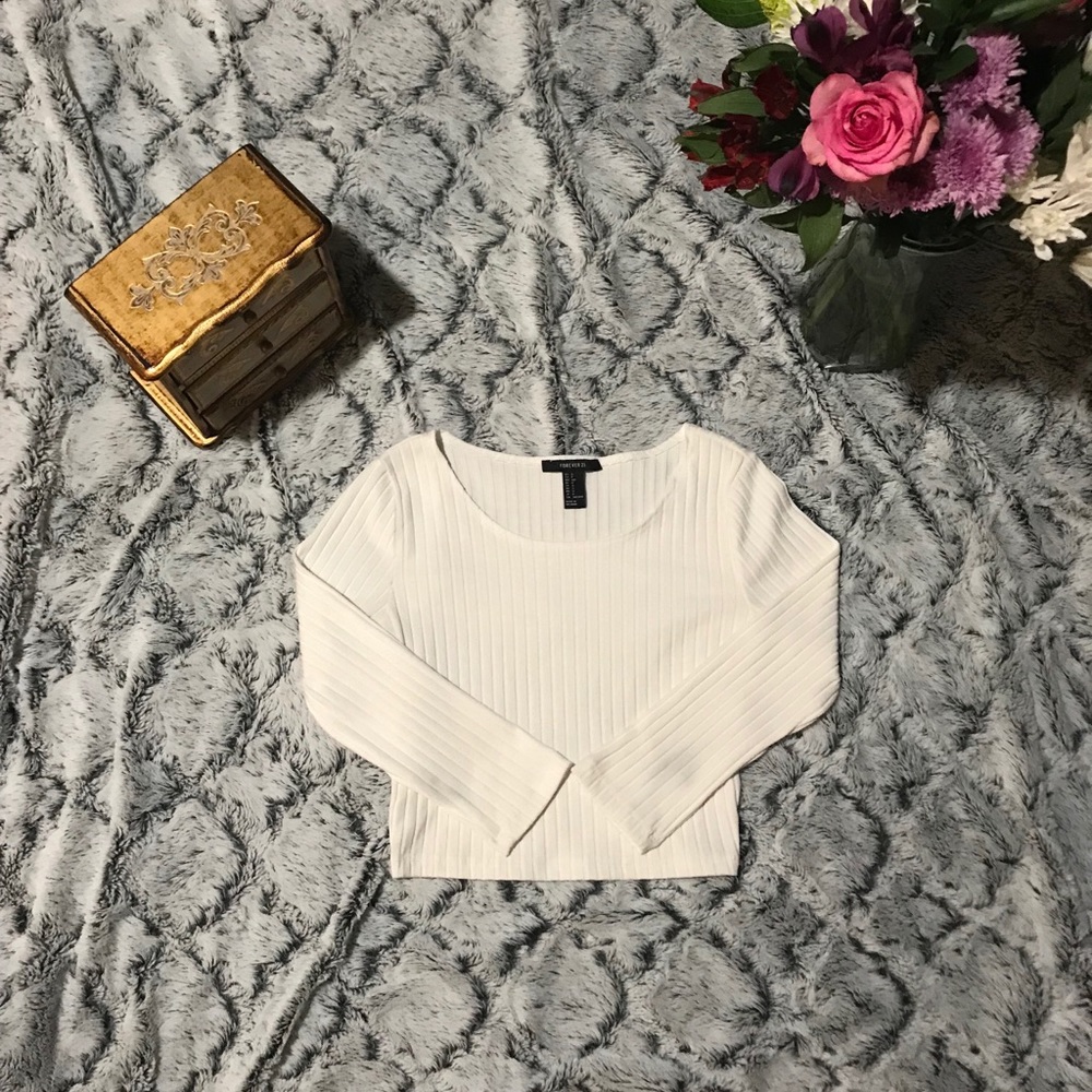 White crop top